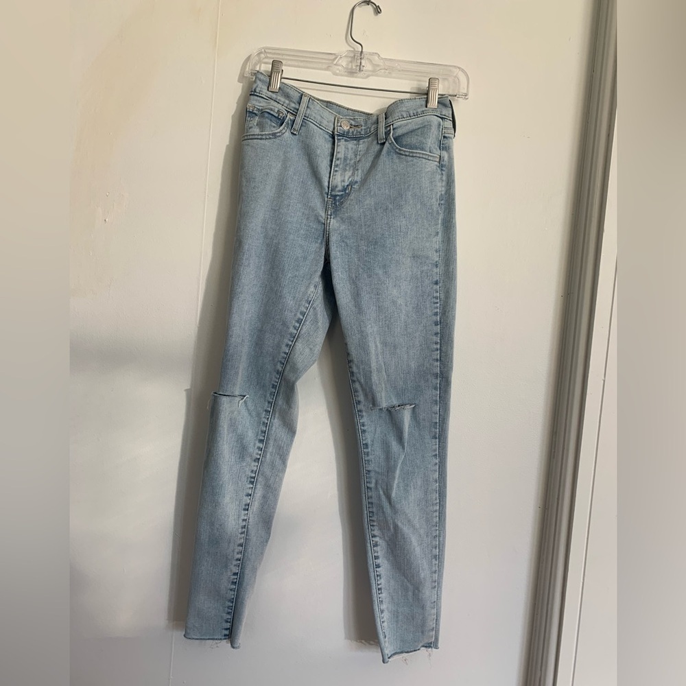 NWOT Levi's Women's 720 High Rise Light Blue Super Skinny Jeans